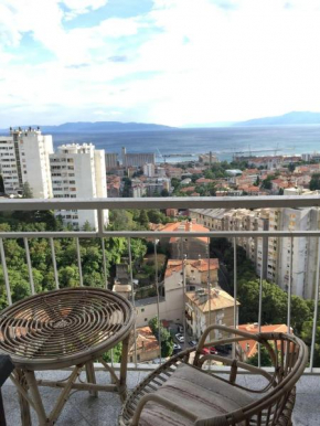 Apartment The City